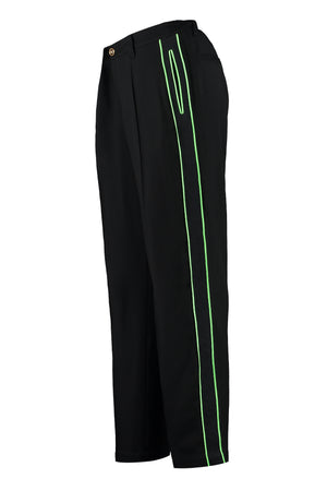 男士黑色凡赛斯运动裤-配有品牌徽标侧条纹和外口袋