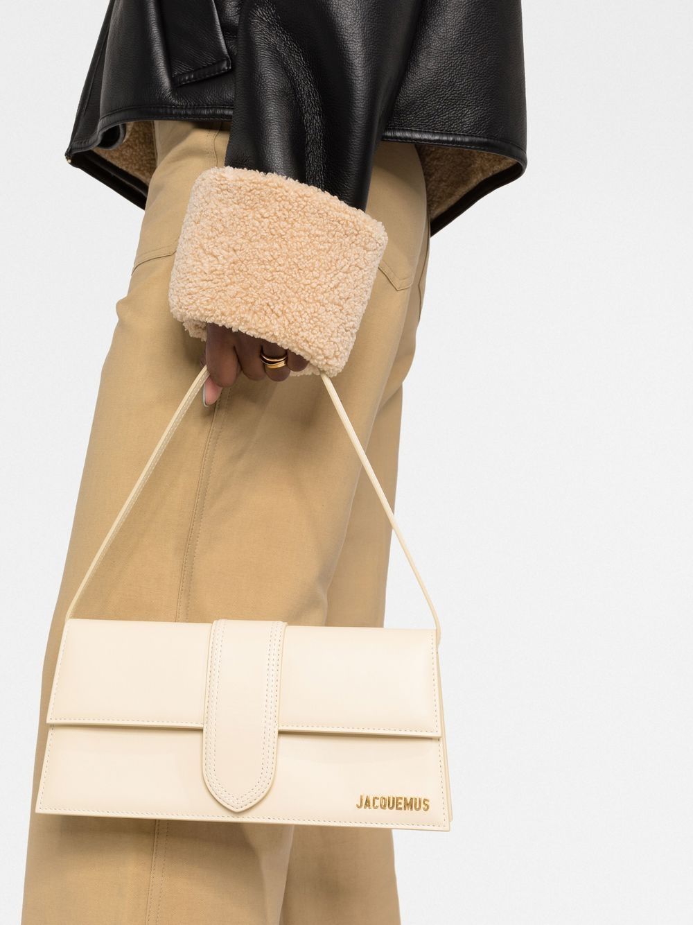JACQUEMUS Butter Soft Leather Shoulder Handbag - Nude & Neutrals