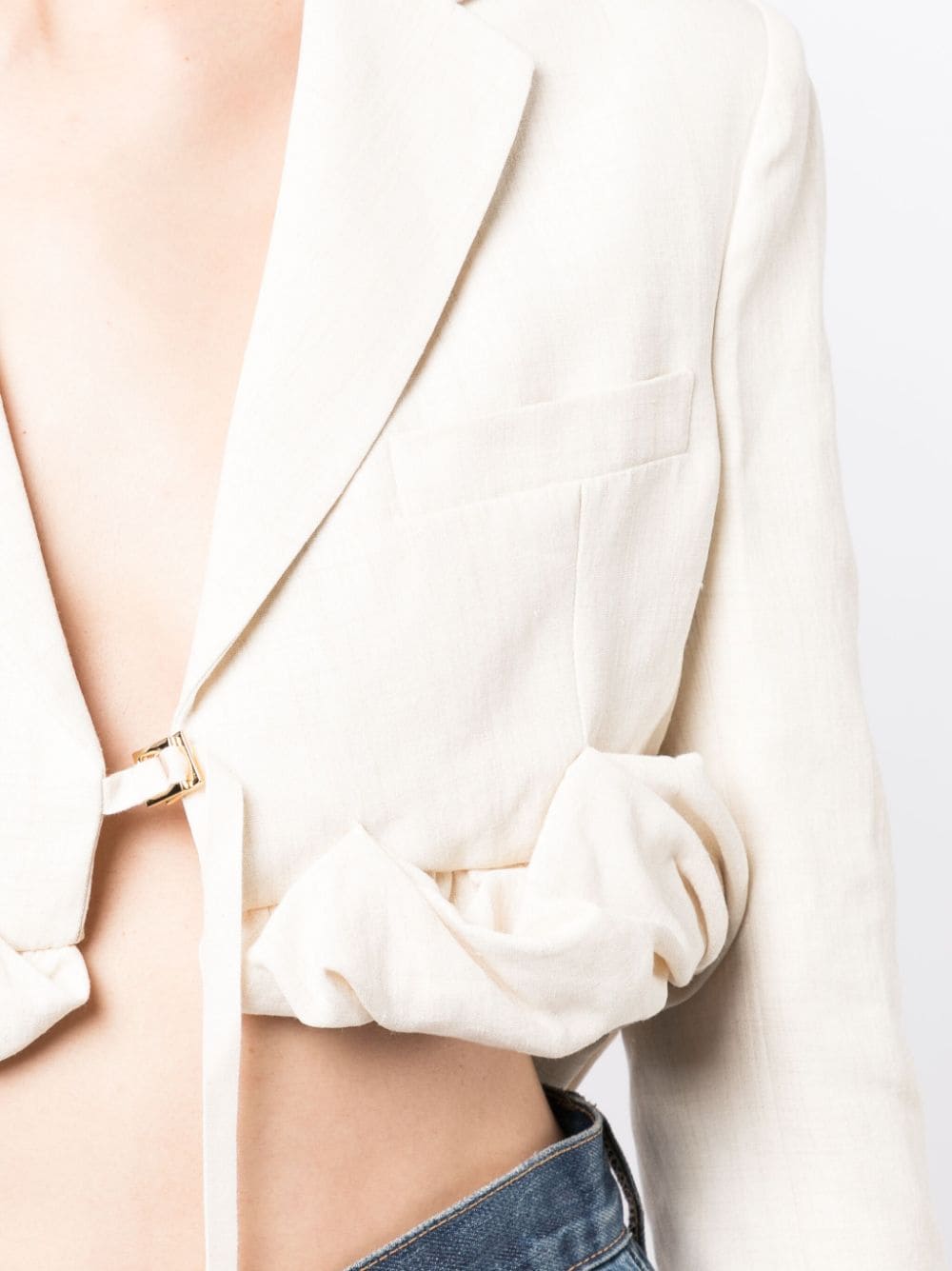 白色亚麻混纺女士短款西装外套
