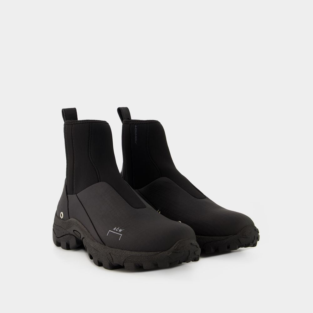 A-COLD-WALL Sleek Black Boots for Men - Fall/Winter 2024 Collection
