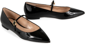 GIANVITO ROSSI Sleek and Chic Ballerina Flats for Women in Black