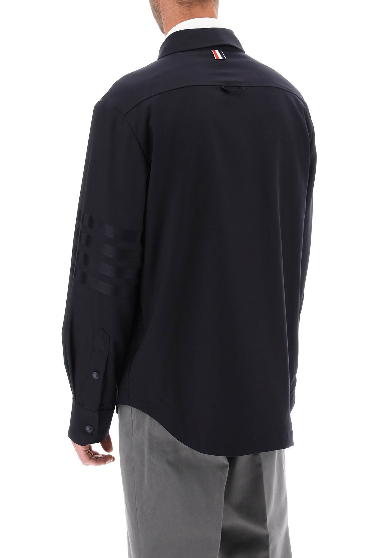 男士蓝色羊毛衬衫，带有条纹和三色细节 - FW23
