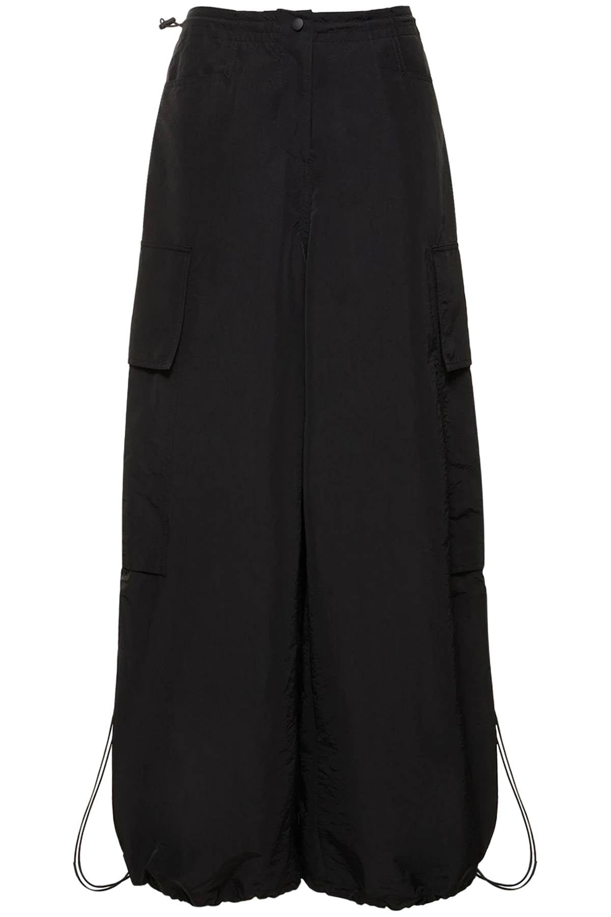女生黑色伞兵裤 - 轻盈时尚，完美适合FW24季节