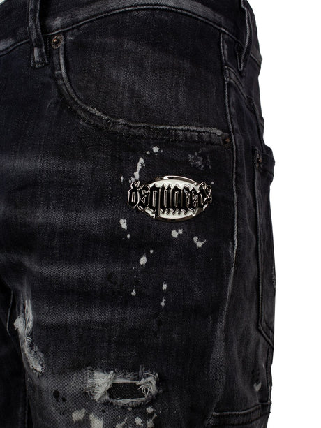 男士黑色摩托车牛仔裤，带有污渍效果和标志细节