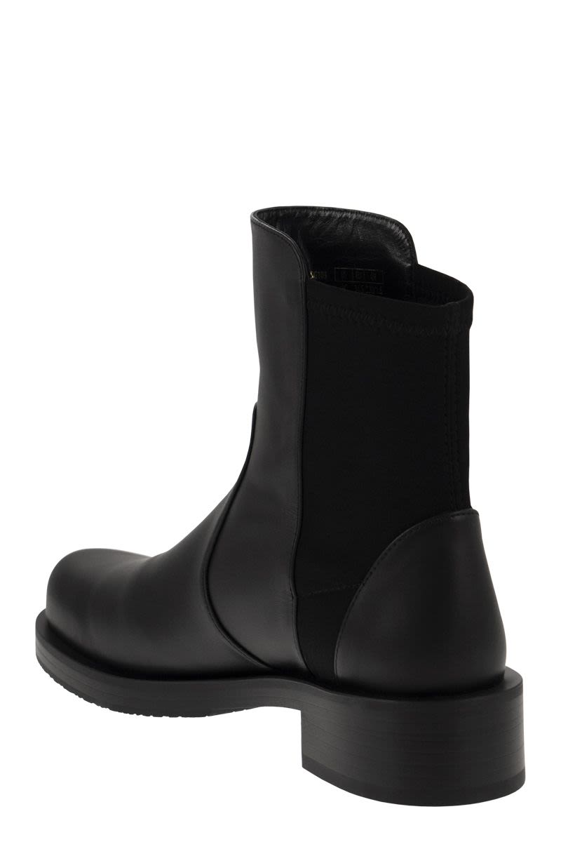 STUART WEITZMAN Stylish and Sophisticated Black Winter Boots for Women - FW23 Collection