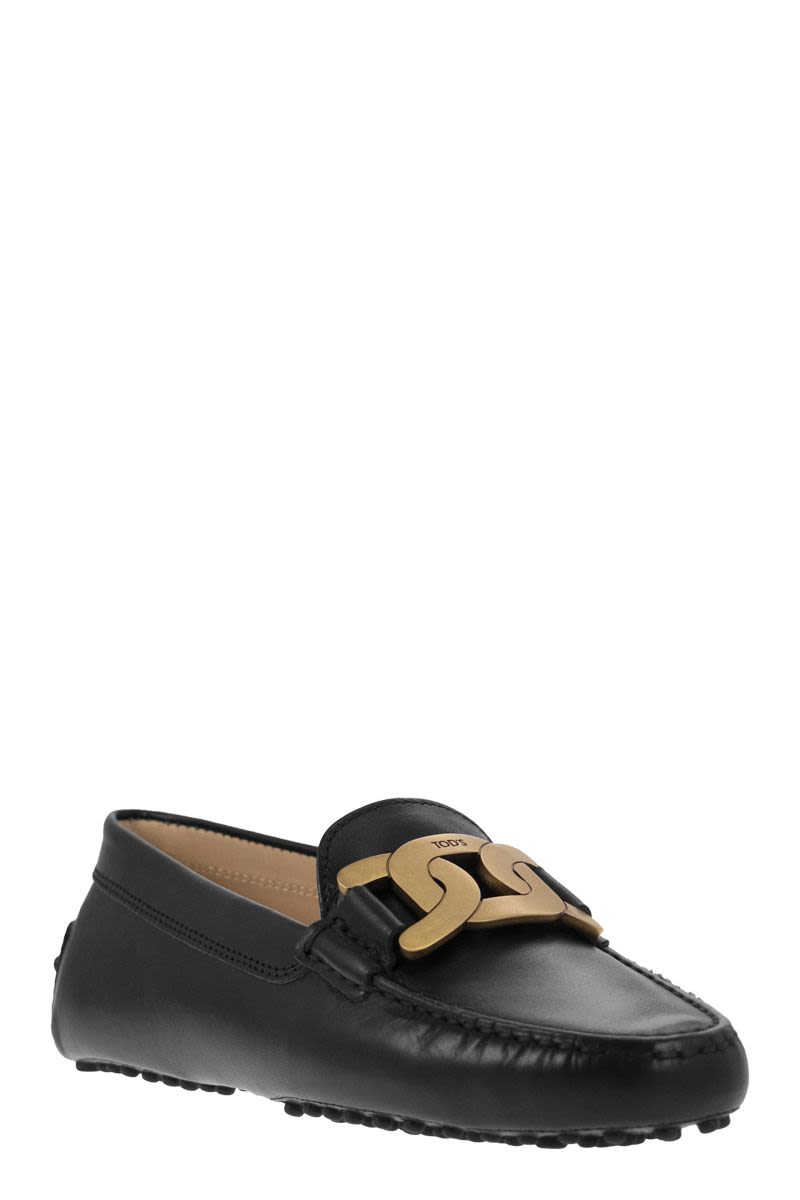 TOD'S Black Brushed Leather Moccasin with Metal Chain Accessory for Women